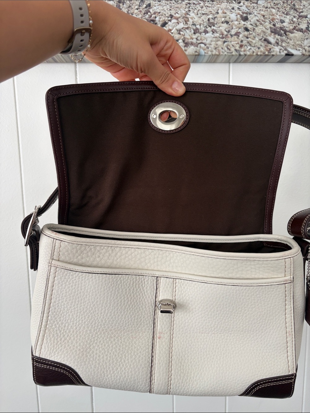COACH Cream and Brown Leather Shoulder bag - Picture 4 of 9